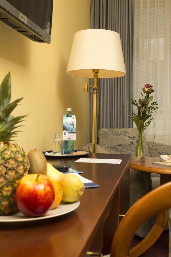 Ringhotel Residenz Wittmund Esterno foto